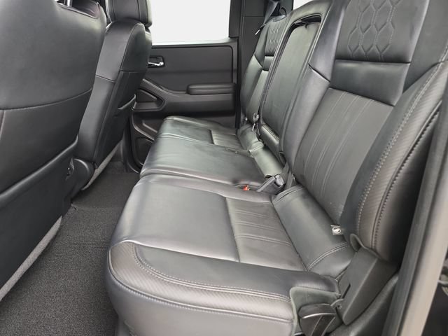Used 2022 Nissan Frontier PRO-4X w/ Pro-4X Premium Package AWD/4WD image 14