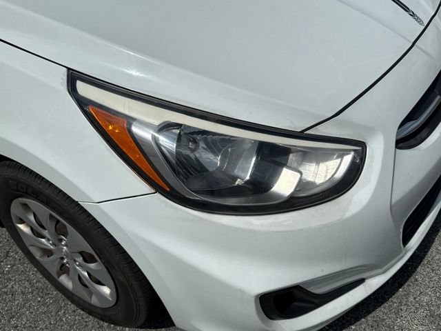 Used 2015 Hyundai Accent GLS image 12