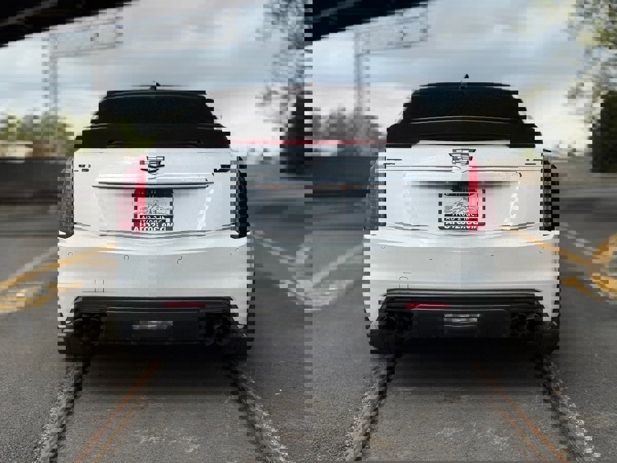 Used 2018 Cadillac CTS V w/ Carbon Fiber Package image 4