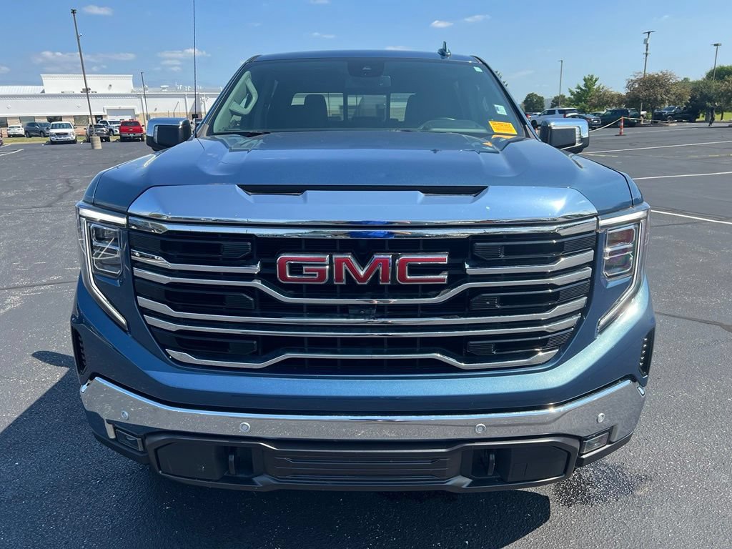 Used 2024 GMC Sierra 1500 SLT w/ SLT Premium Plus Package AWD/4WD image 6