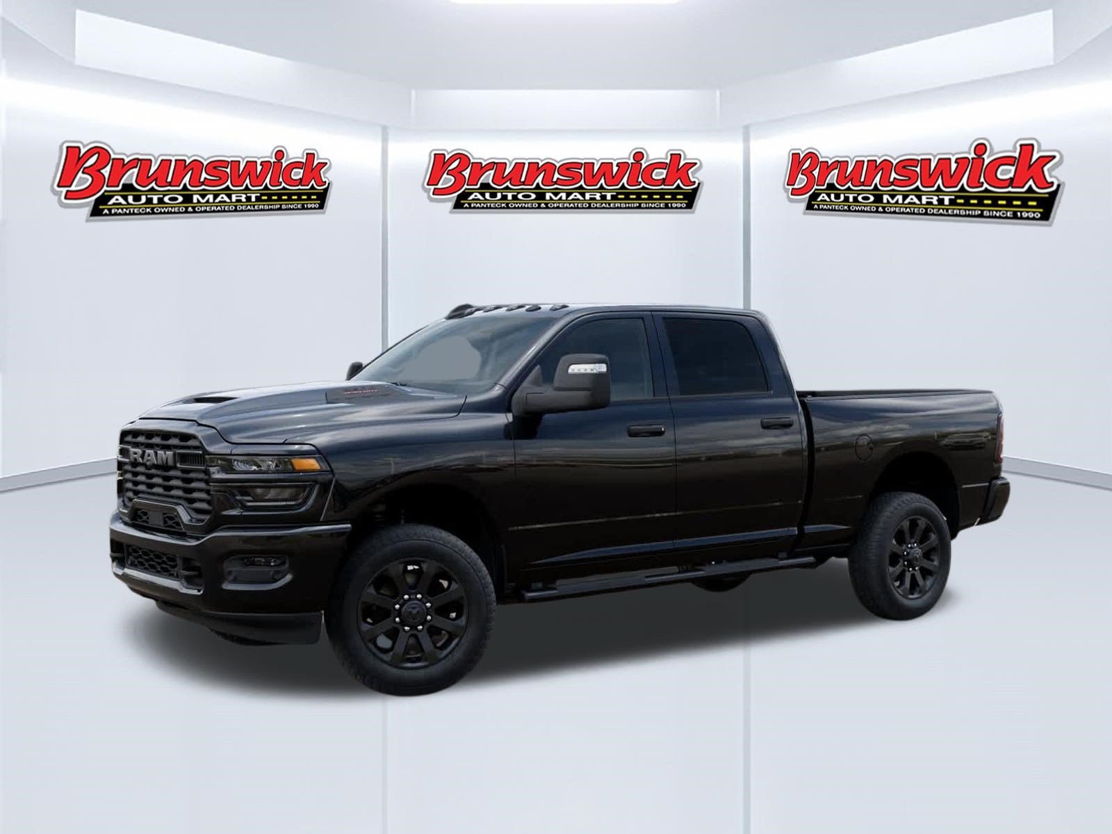 New 2026 RAM 2500 Tradesman AWD/4WD image 2