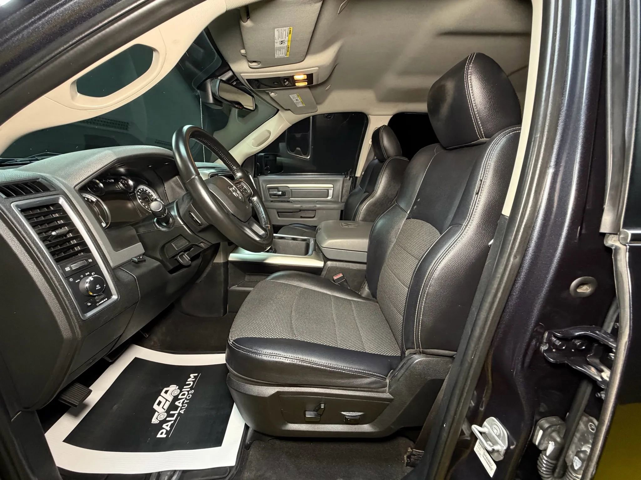 Used 2018 RAM 1500 Lone Star RWD image 45