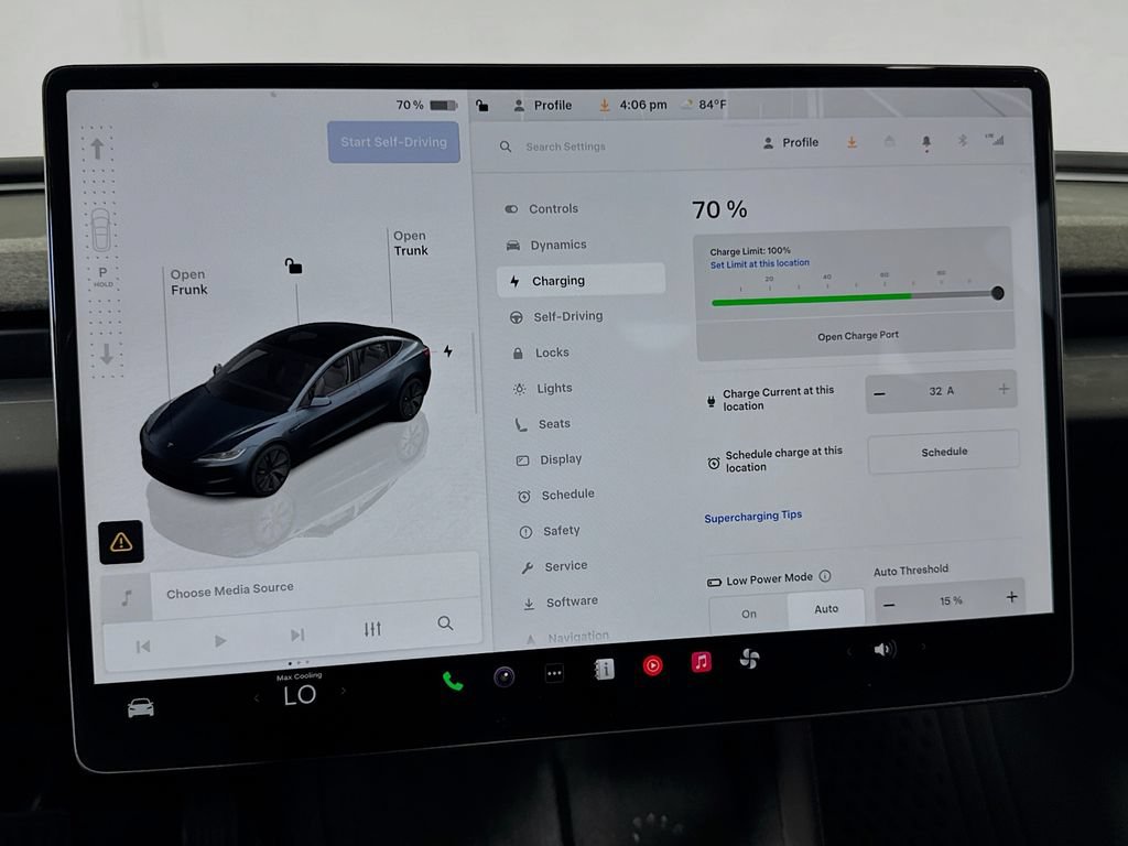Used 2024 Tesla Model 3 Standard Range RWD image 10