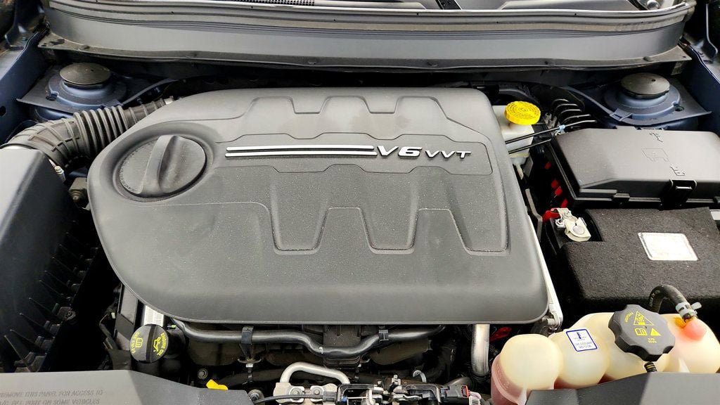 Used 2021 Jeep Cherokee Limited AWD/4WD image 28