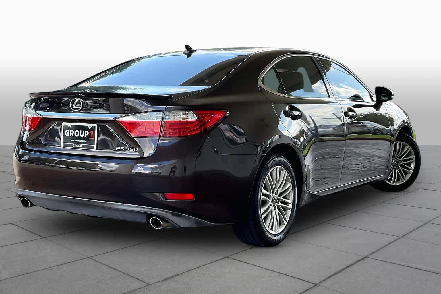 Used 2014 Lexus ES 350 w/ Luxury Package FWD image 11