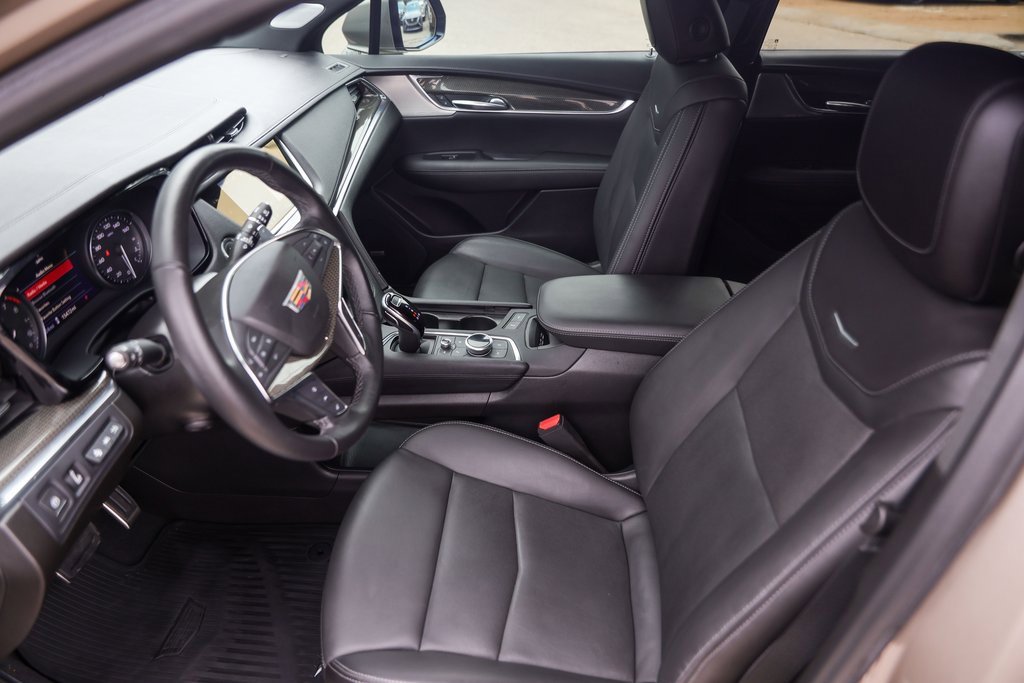 Used 2022 Cadillac XT5 Sportv w/ Technology Package image 9