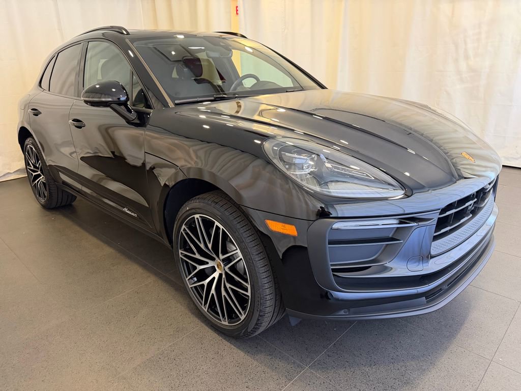 New 2026 Porsche Macan AWD/4WD image 7
