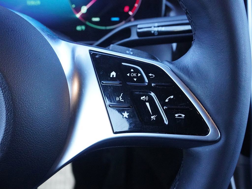 Used 2023 Mercedes-Benz GLC 300 4MATIC image 44