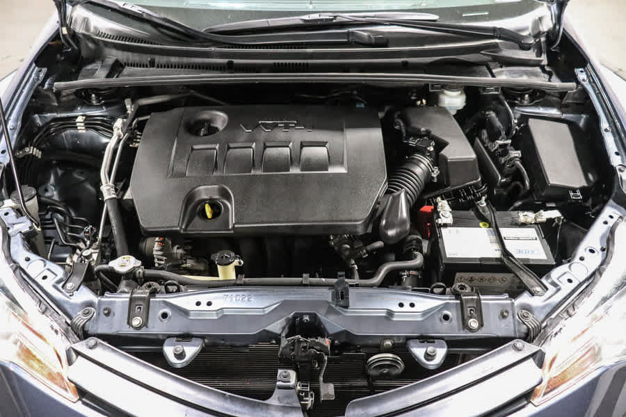 Certified 2019 Toyota Corolla LE FWD image 30