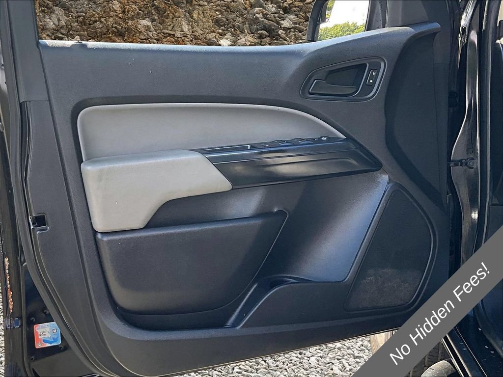 Used 2019 Chevrolet Colorado W/T w/ Custom Special Edition AWD/4WD image 17