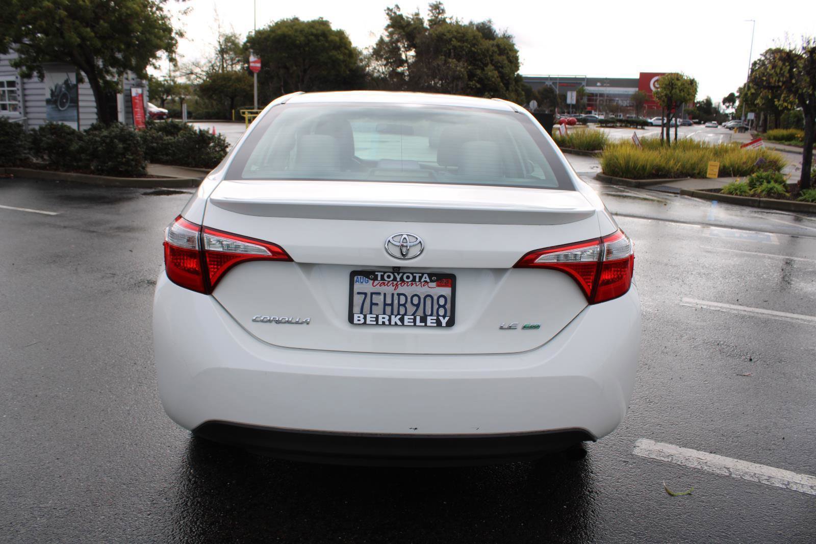 Used 2014 Toyota Corolla LE image 7