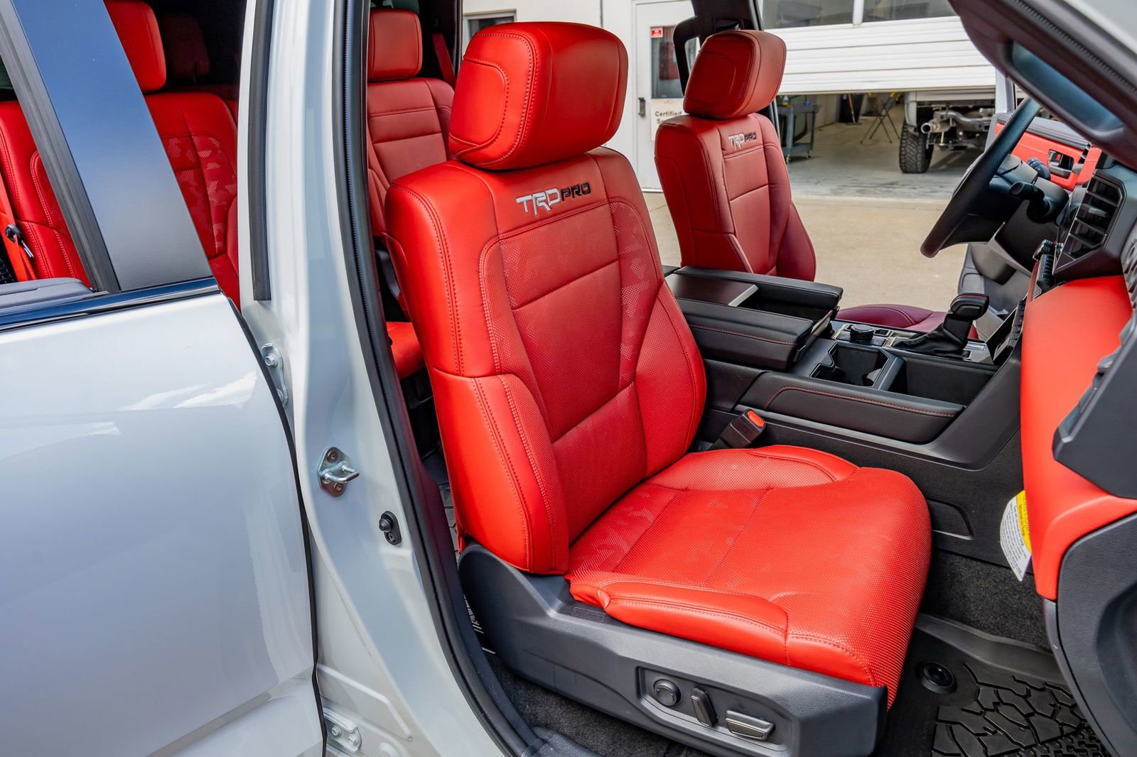 Used 2026 Toyota Sequoia TRD Pro w/ TRD Performance Package (TMS) image 32