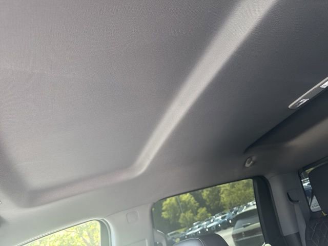 Used 2024 GMC Sierra 1500 SLT w/ SLT Premium Plus Package image 21