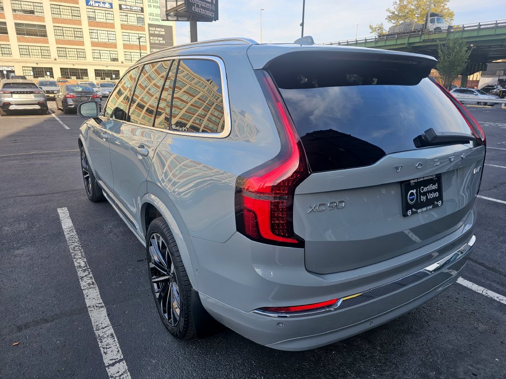 Certified 2026 Volvo XC90 B6 Plus w/ Protection Package AWD/4WD image 27