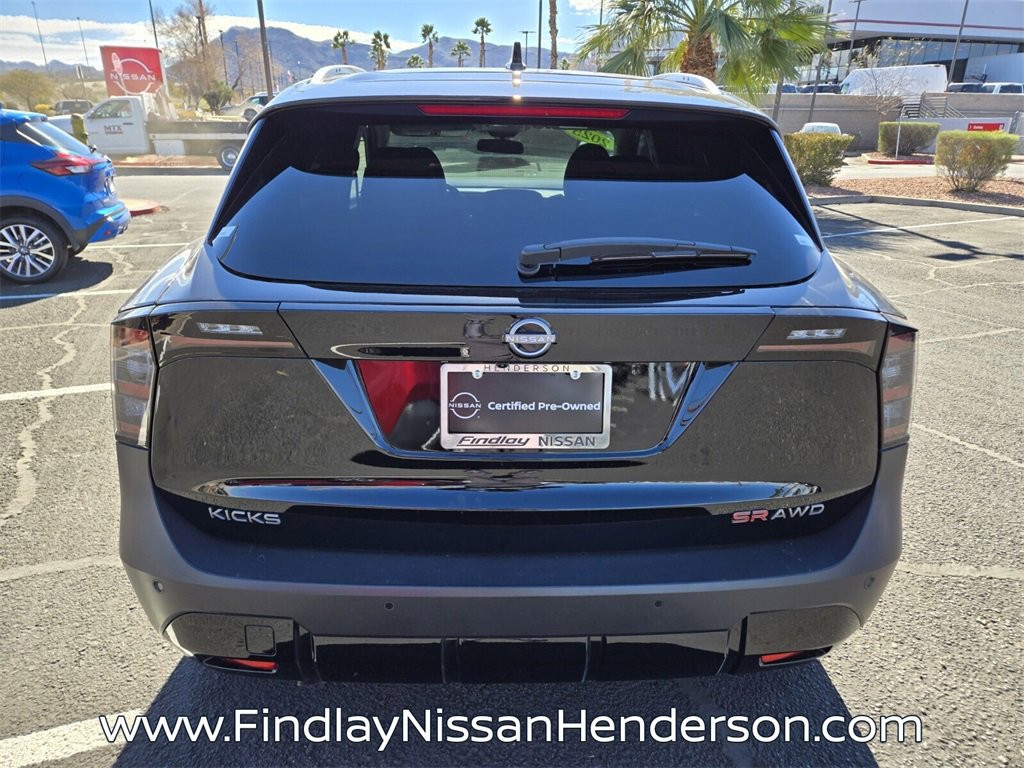 Used 2025 Nissan Kicks SR image 5