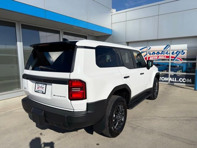 Used 2024 Toyota Land Cruiser image 30