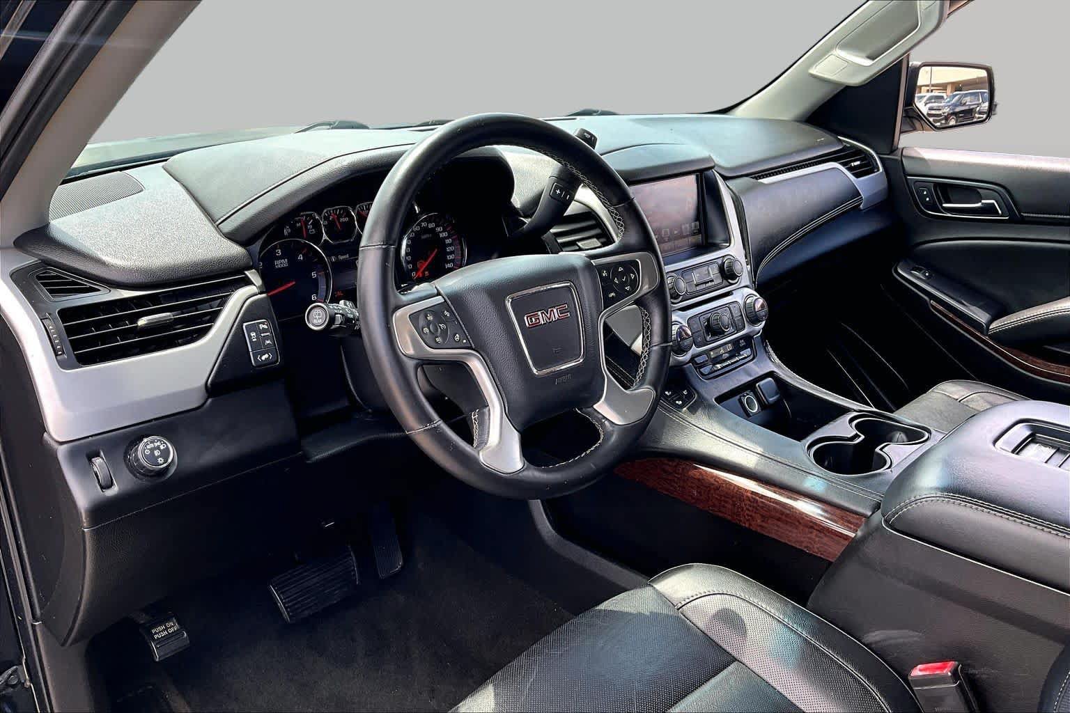 Used 2016 GMC Yukon SLT RWD image 18