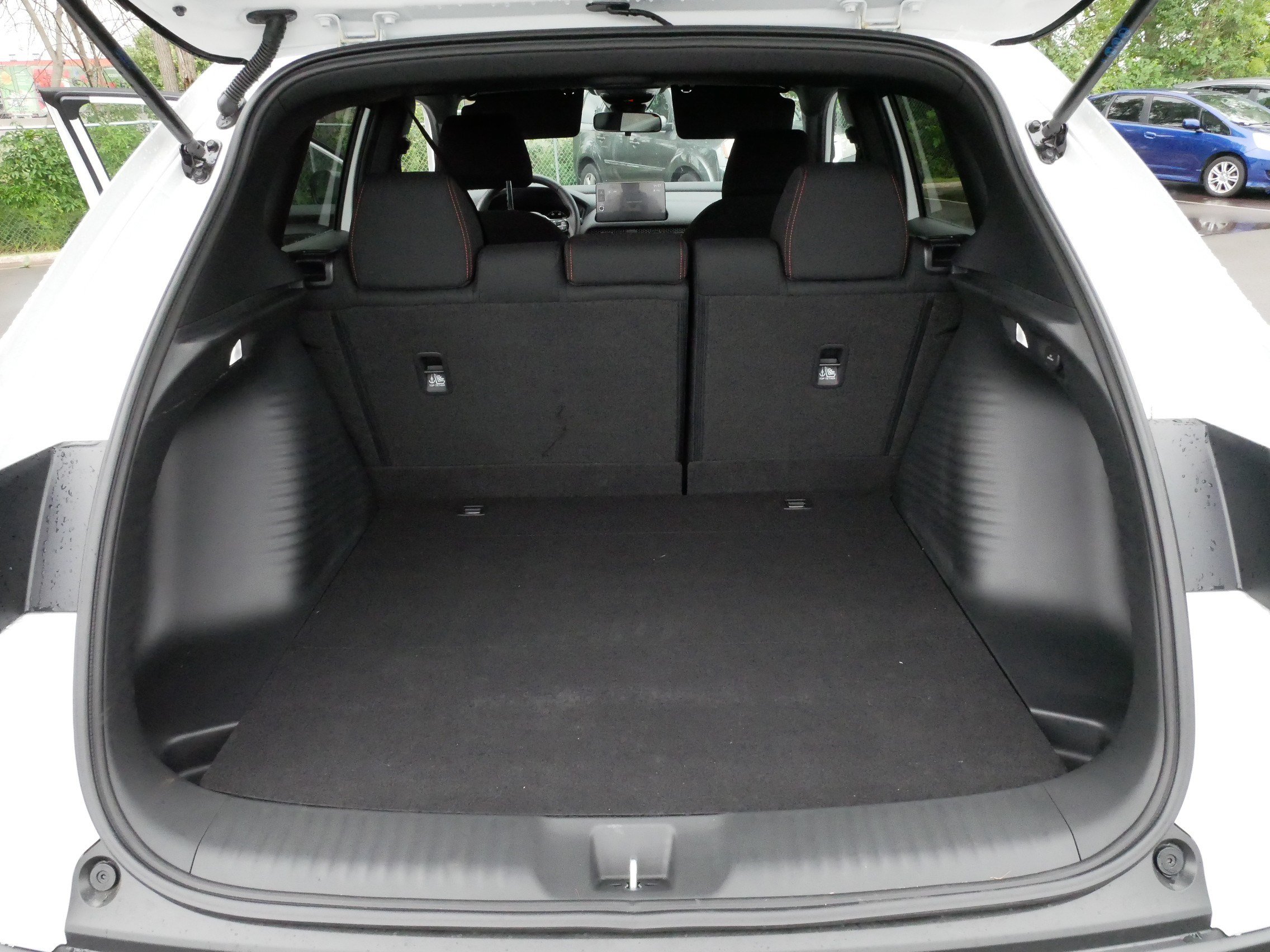 Certified 2027 Honda HR-V Sport image 18