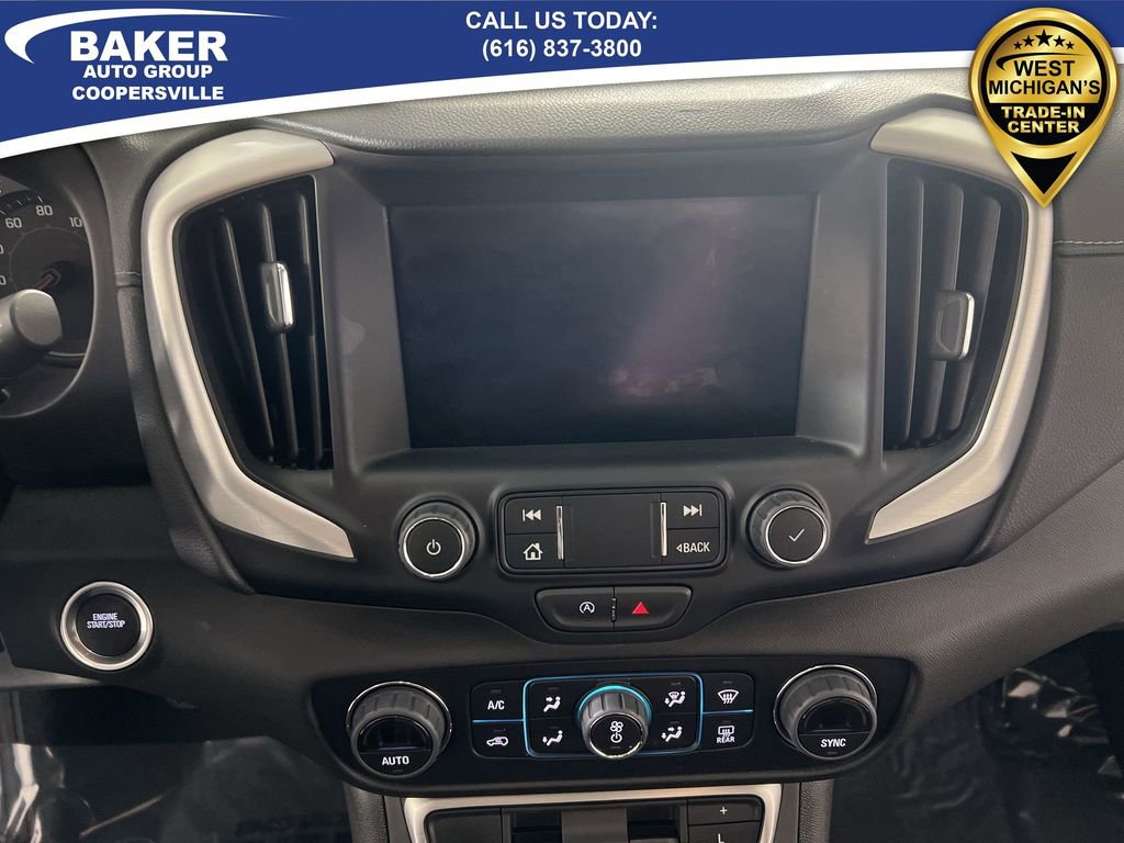 Used 2024 GMC Terrain SLT w/ Elevation Edition image 12