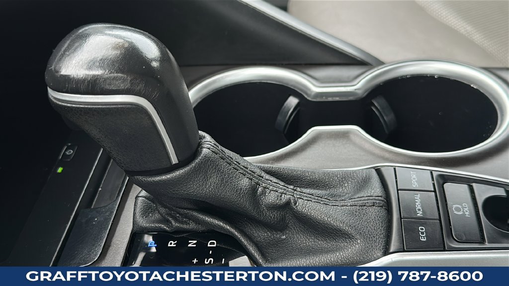 Used 2024 Toyota Camry XLE FWD image 17