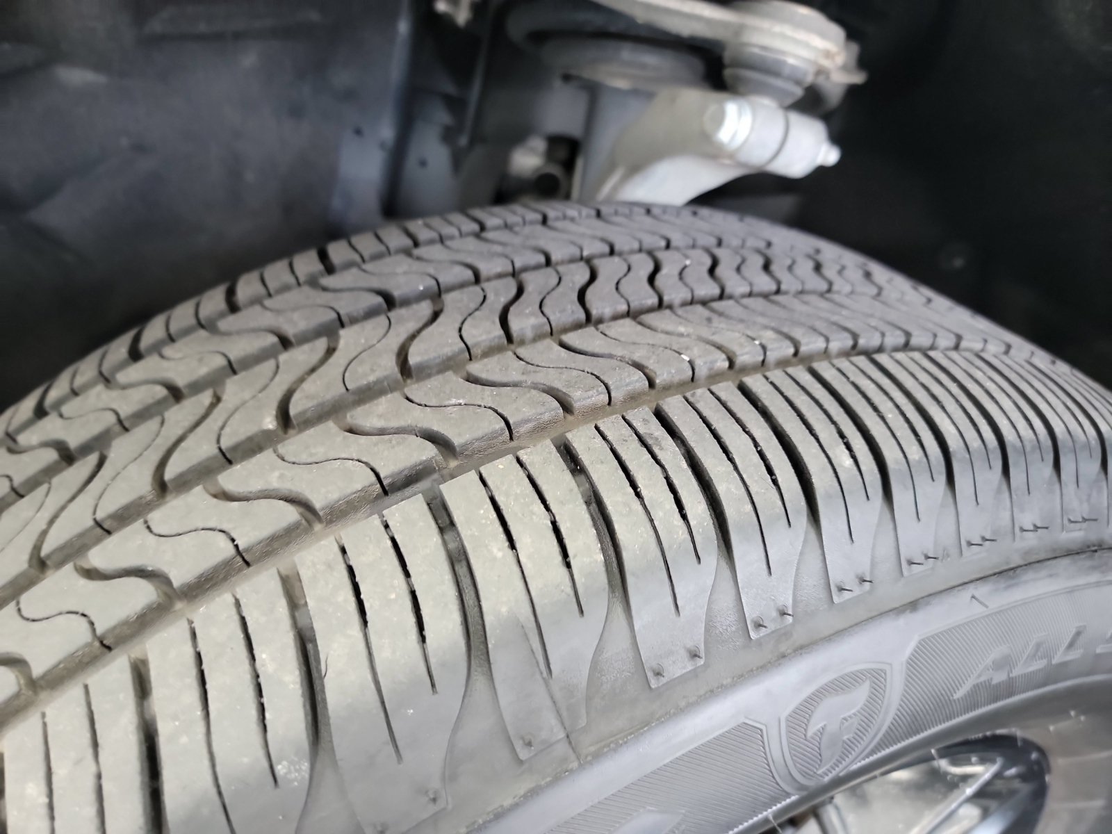 Used 2023 Jeep Grand Cherokee L Laredo AWD/4WD image 30