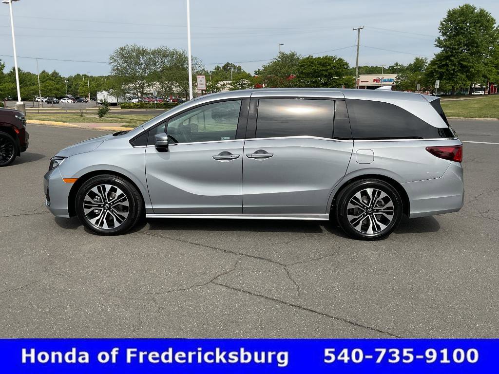 Certified 2026 Honda Odyssey Elite image 3