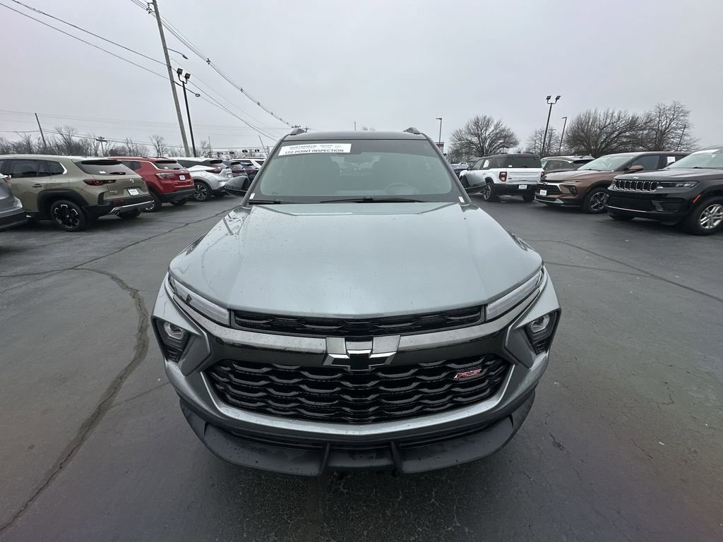 Used 2025 Chevrolet TrailBlazer RS w/ Driver Confidence Package AWD/4WD image 25