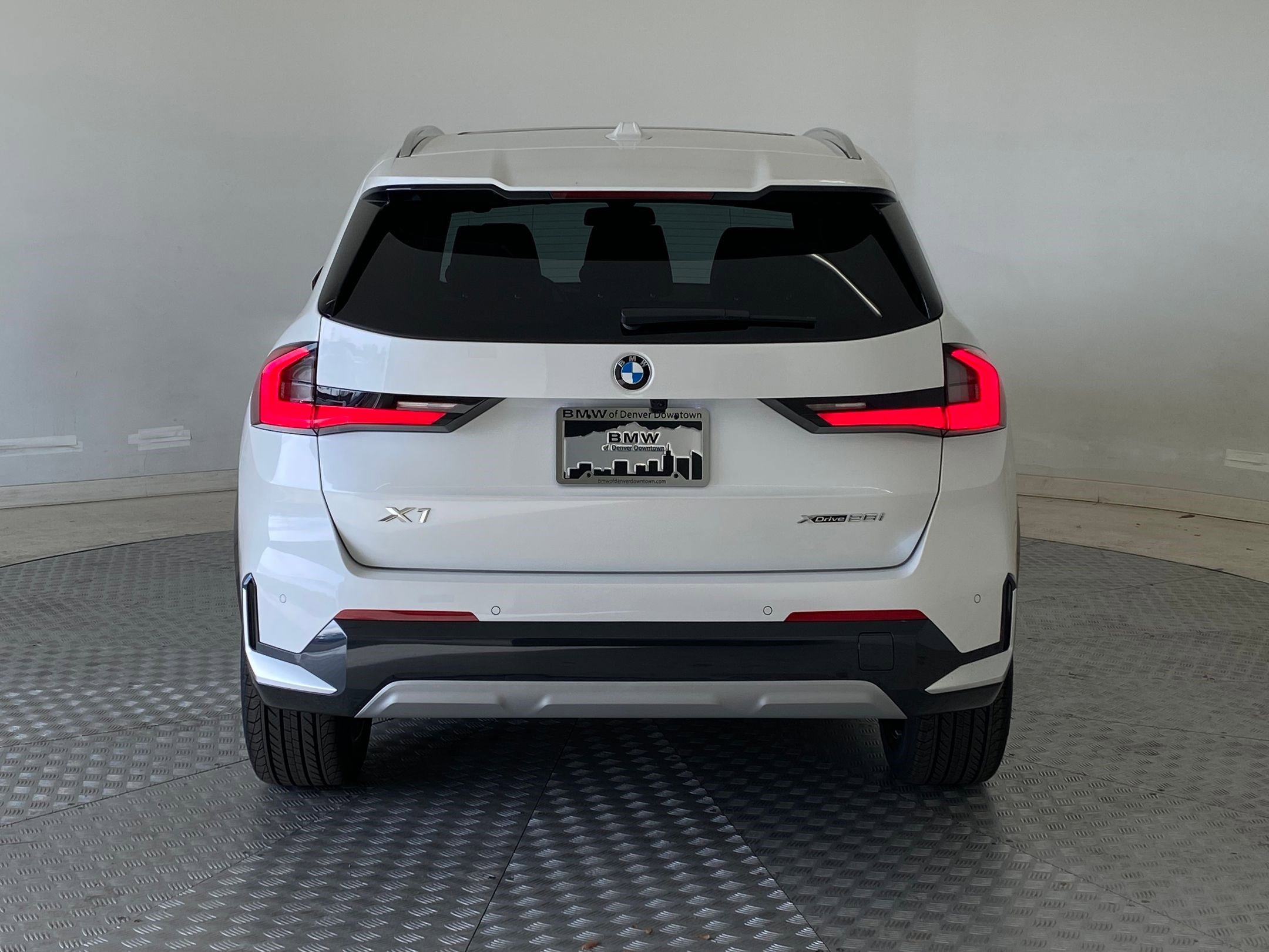 New 2026 BMW X1 xDrive28i w/ Technology Package image 10