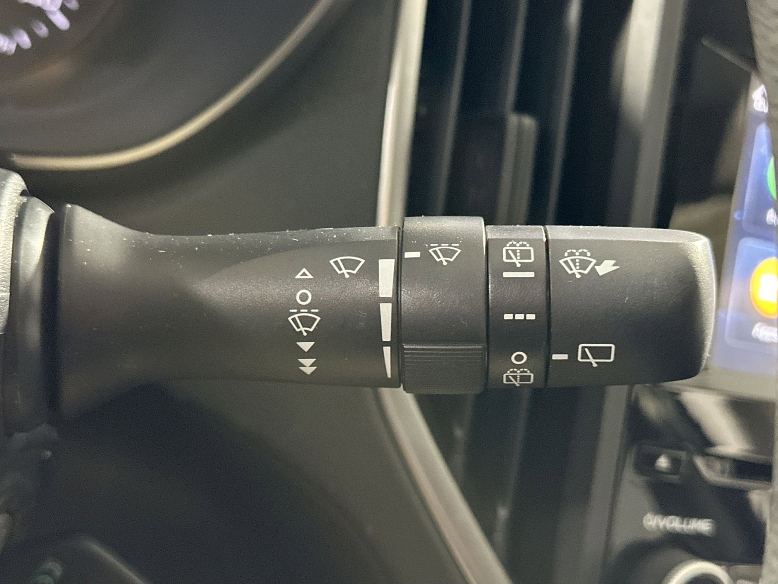 Used 2023 Subaru Crosstrek 2.0i Premium image 28