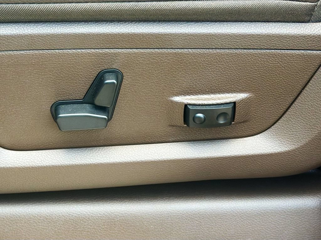 New 2026 RAM 2500 Limited AWD/4WD image 24