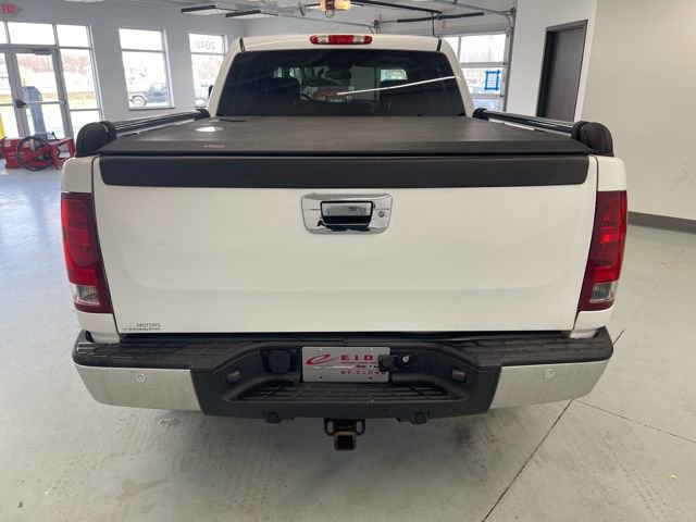 Used 2011 GMC Sierra 1500 SLT w/ All-Terrain Package image 9