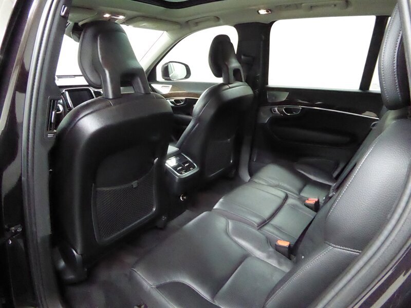 Used 2016 Volvo XC90 T6 Momentum w/ Momentum Plus Package AWD/4WD image 26