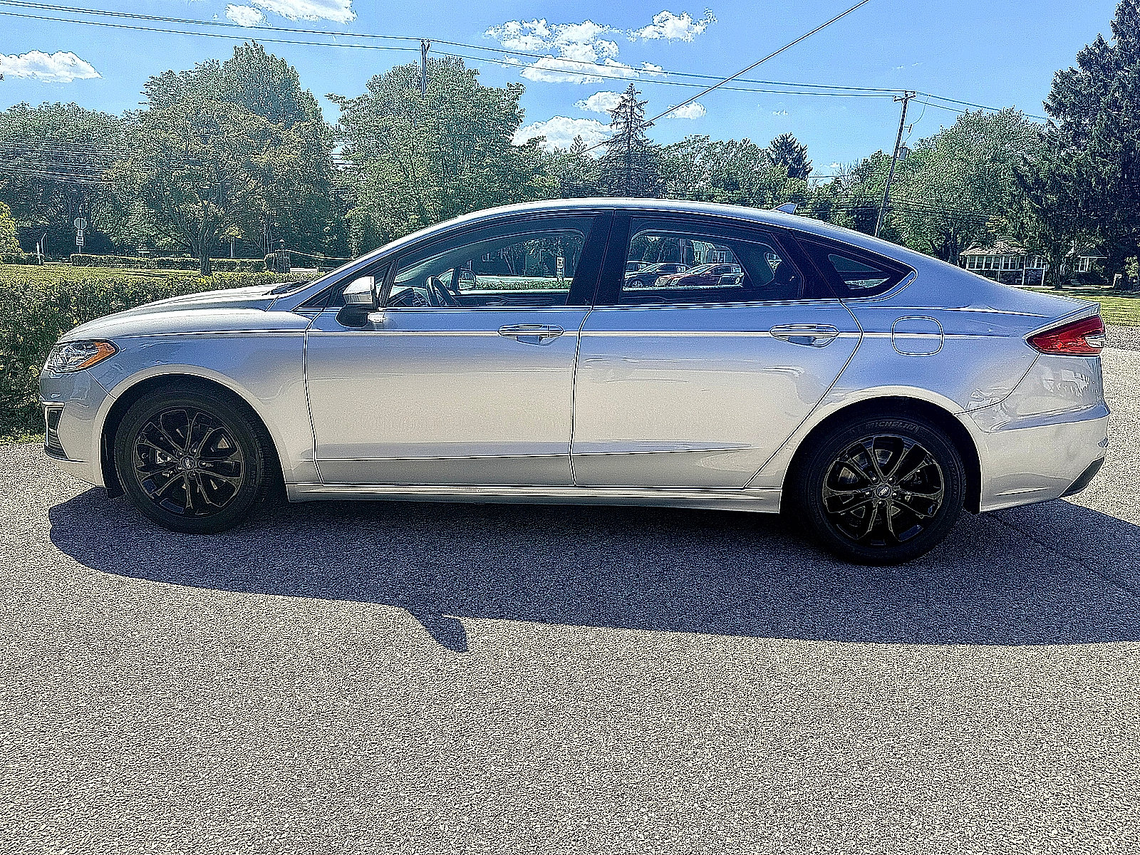 Used 2019 Ford Fusion SE FWD image 7