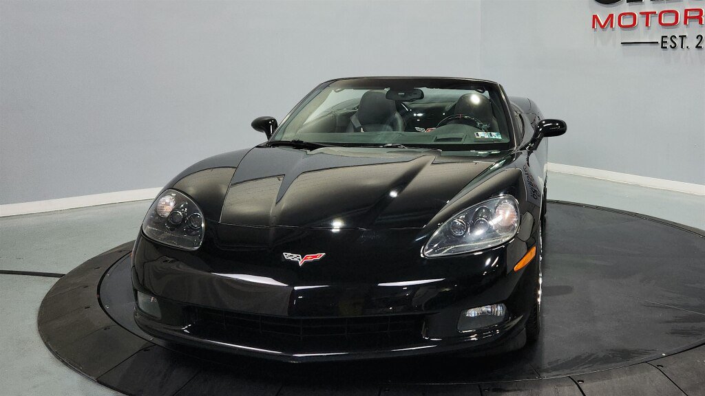 Used 2007 Chevrolet Corvette Convertible w/ Preferred Equipment Group RWD image 4