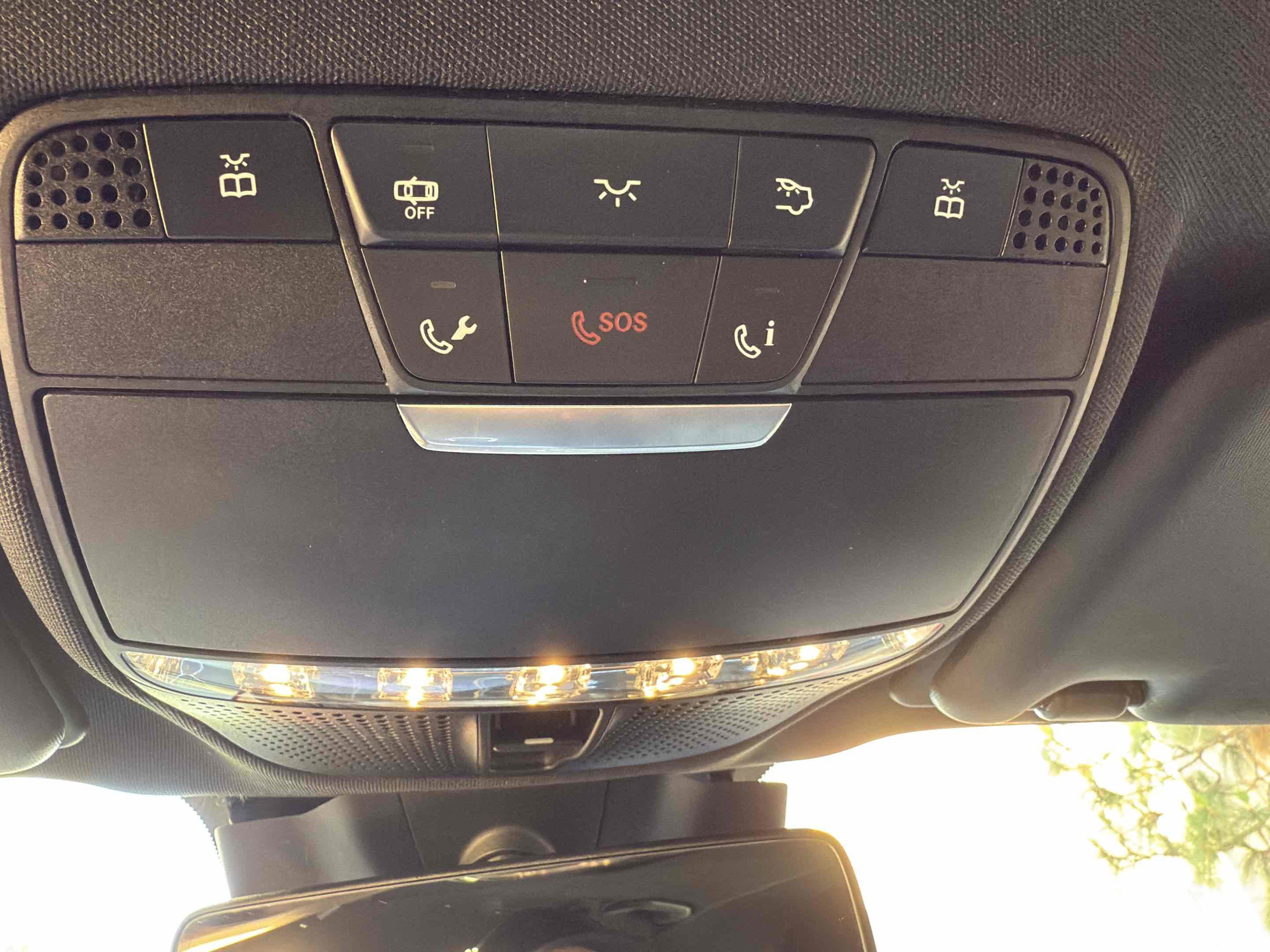 Used 2017 Mercedes-Benz E 400 4MATIC Wagon image 64