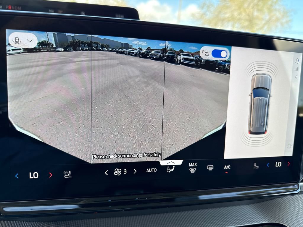 New 2026 Ford Expedition Active image 24