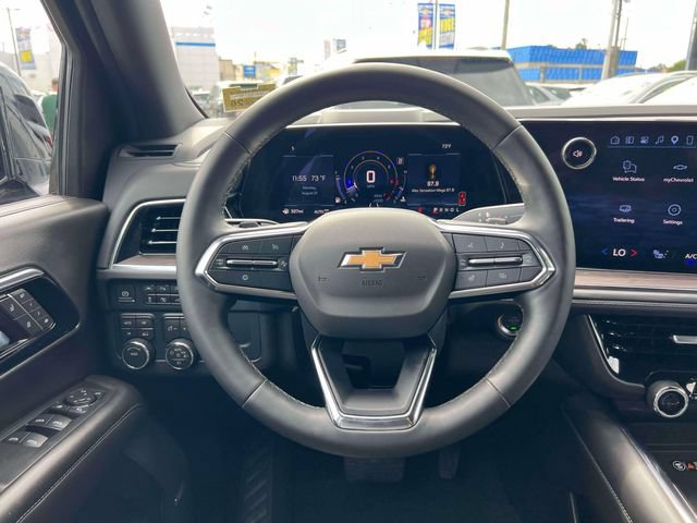 Certified 2026 Chevrolet Suburban LT w/ Comfort Package AWD/4WD image 15