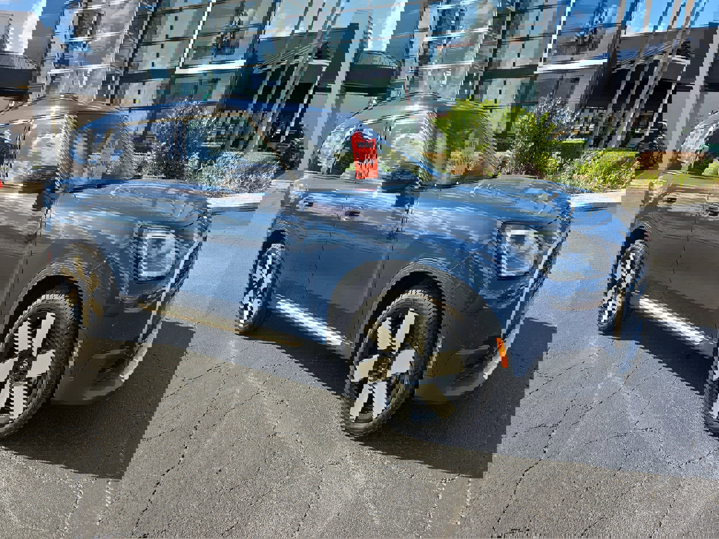 Certified 2025 MINI Cooper Countryman S w/ Comfort Package Max image 2