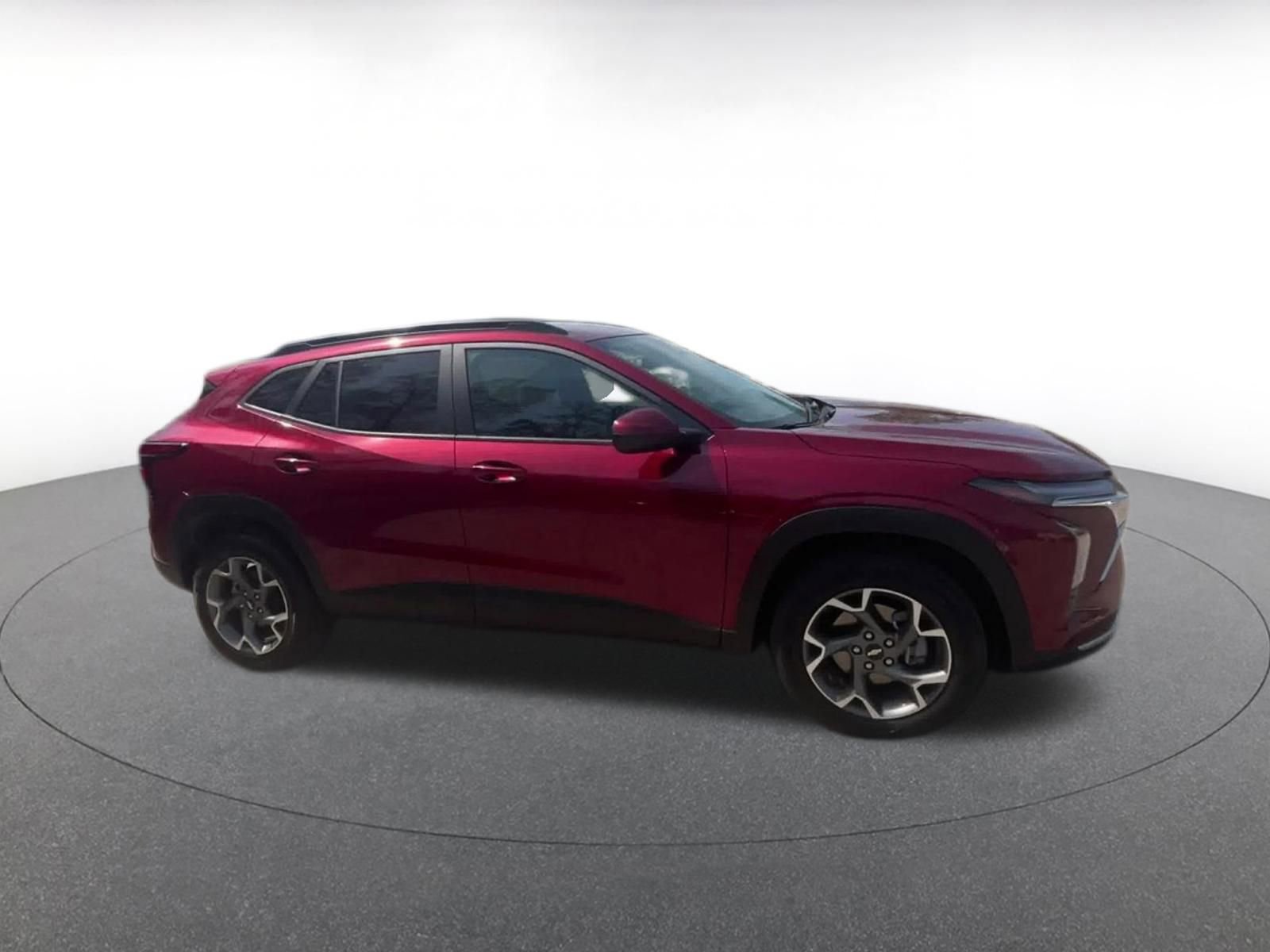 Used 2025 Chevrolet Trax LT video 2