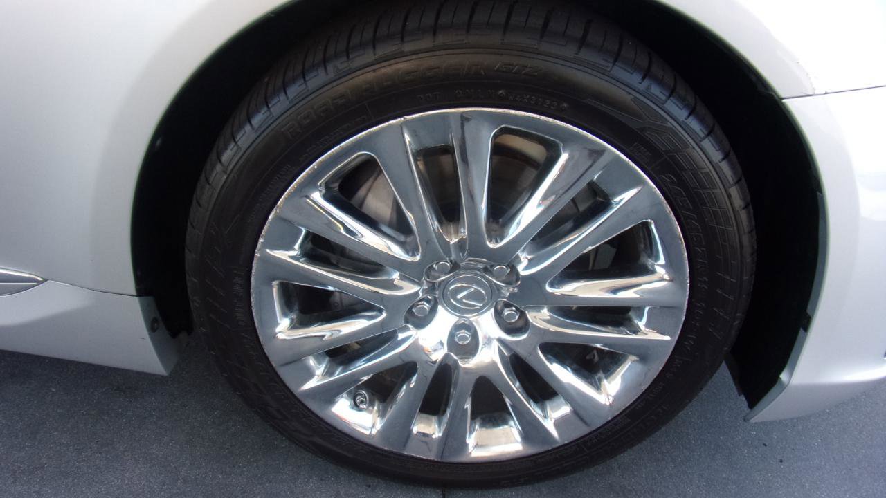 Used 2013 Lexus LS 460 w/ Comfort Pkg image 9