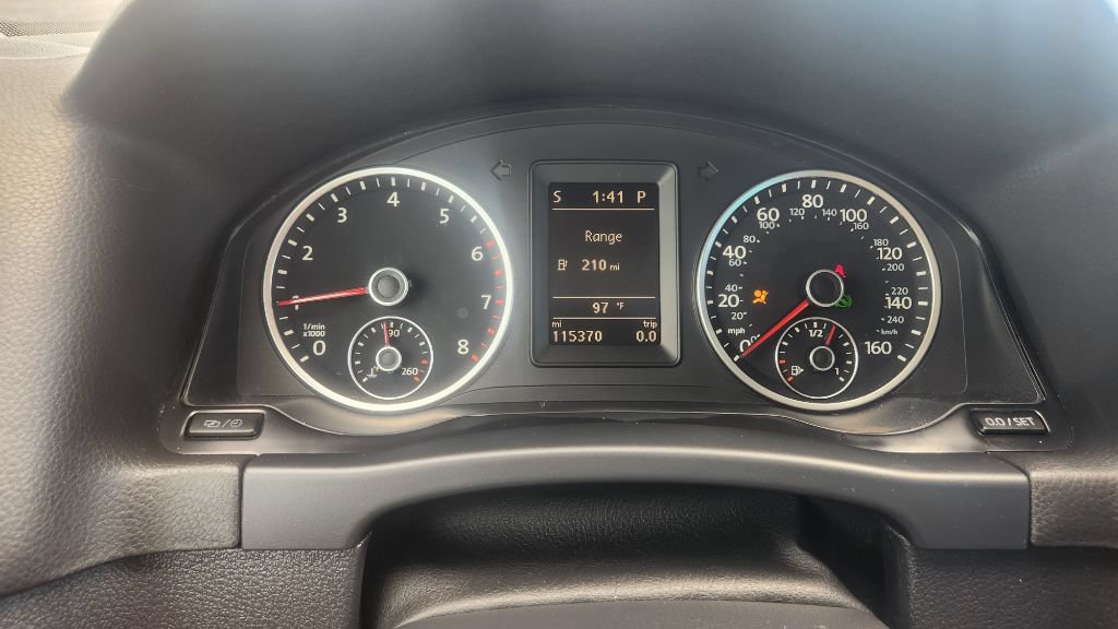 Used 2014 Volkswagen Tiguan SEL FWD image 19