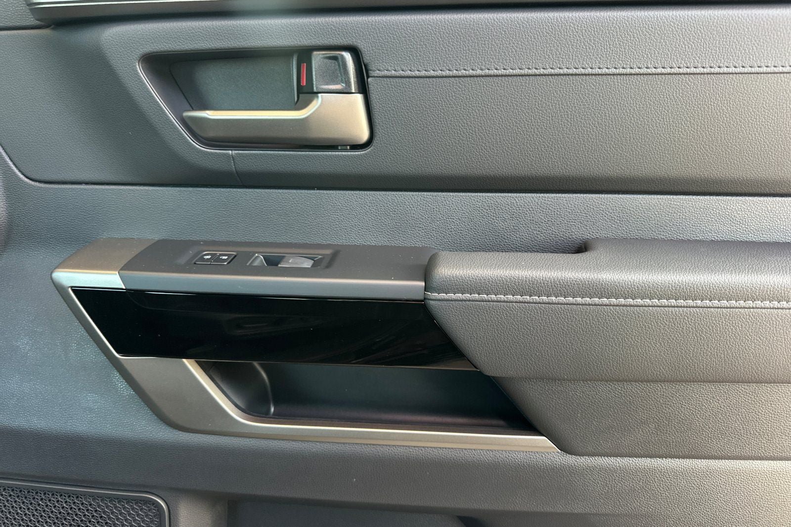 New 2026 Toyota Tundra Limited AWD/4WD image 22
