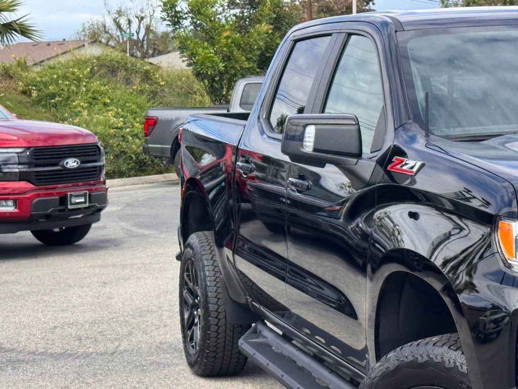 Used 2025 Chevrolet Silverado 1500 LT Trail Boss w/ LT Trail Boss Premium Package image 5