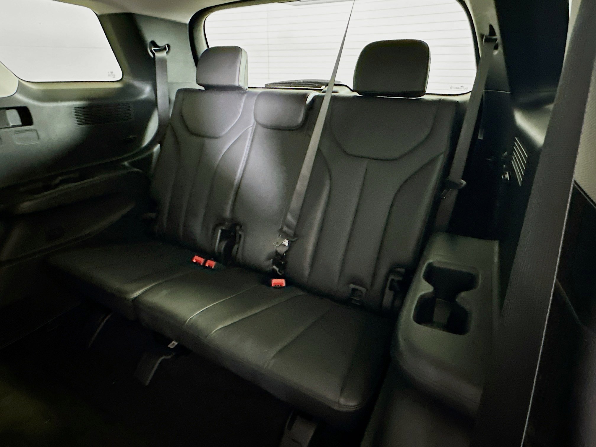 Used 2025 Hyundai Palisade SEL image 30