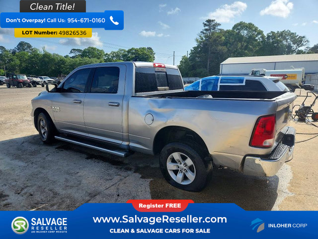 Used 2020 RAM 1500 Classic SLT w/ Luxury Group RWD image 3