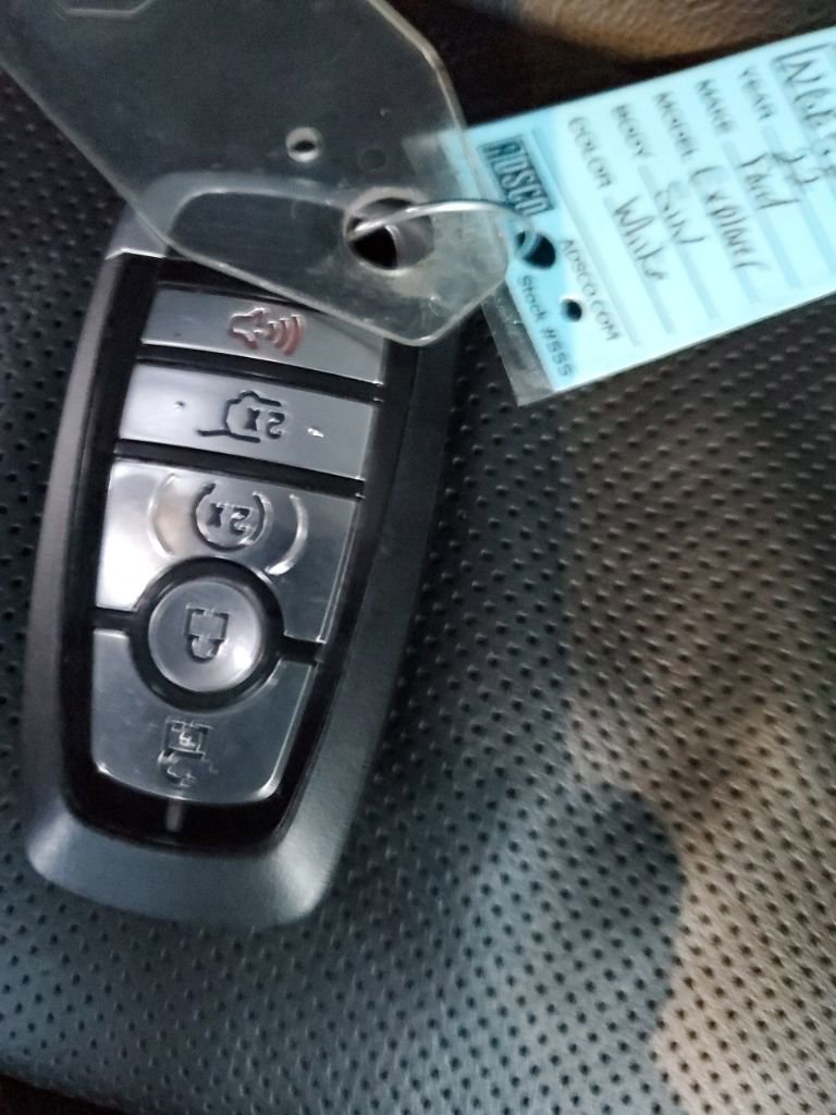 Used 2022 Ford Explorer Limited w/ Equipment Group 301A image 34