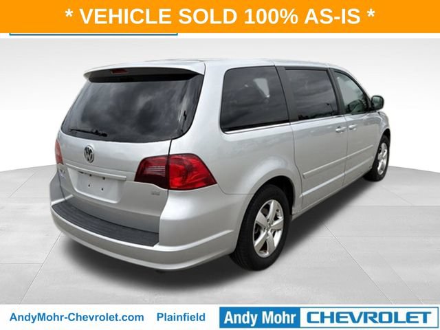 Used 2010 Volkswagen Routan SE FWD image 6