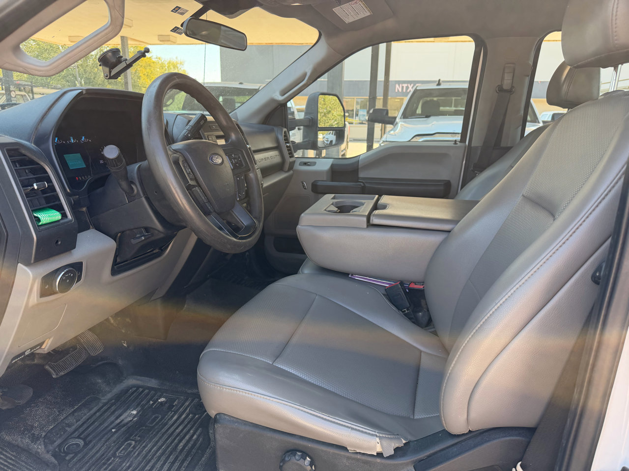 Used 2020 Ford F350 XL w/ Power Equipment Group image 35