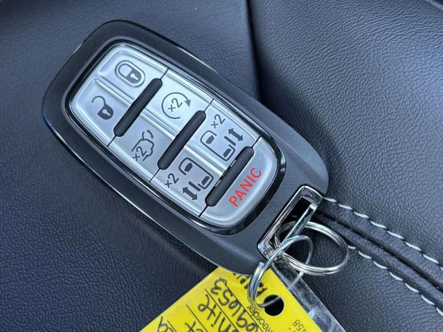 New 2026 Chrysler Pacifica Select FWD image 29