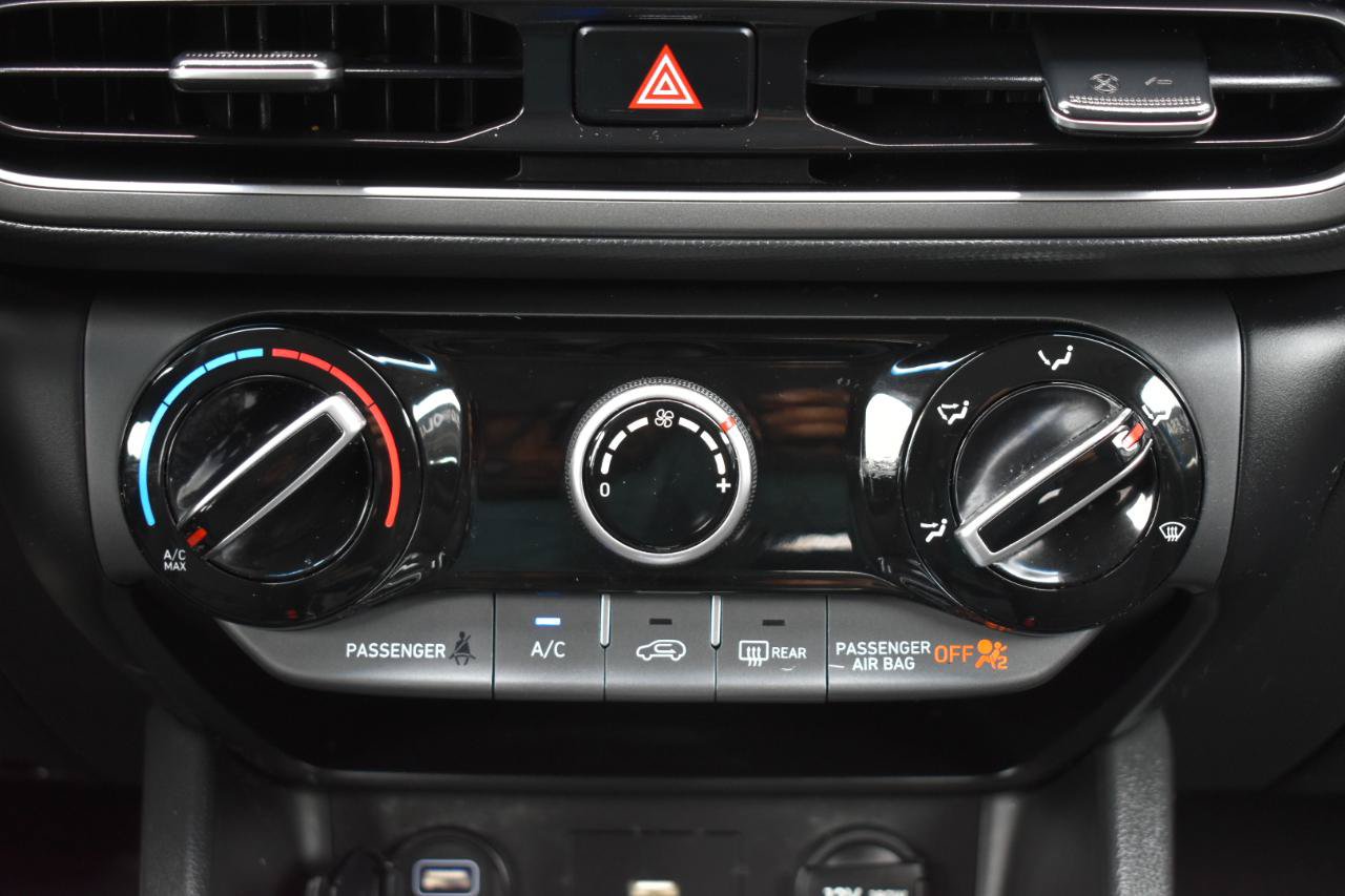 Used 2022 Hyundai Kona SEL w/ Cargo Package FWD image 22